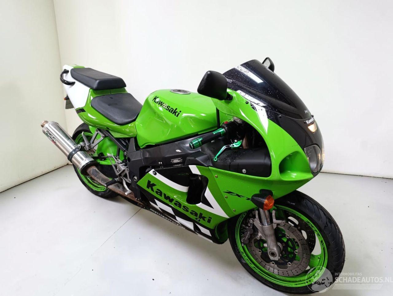 Kawasaki  ZX7R