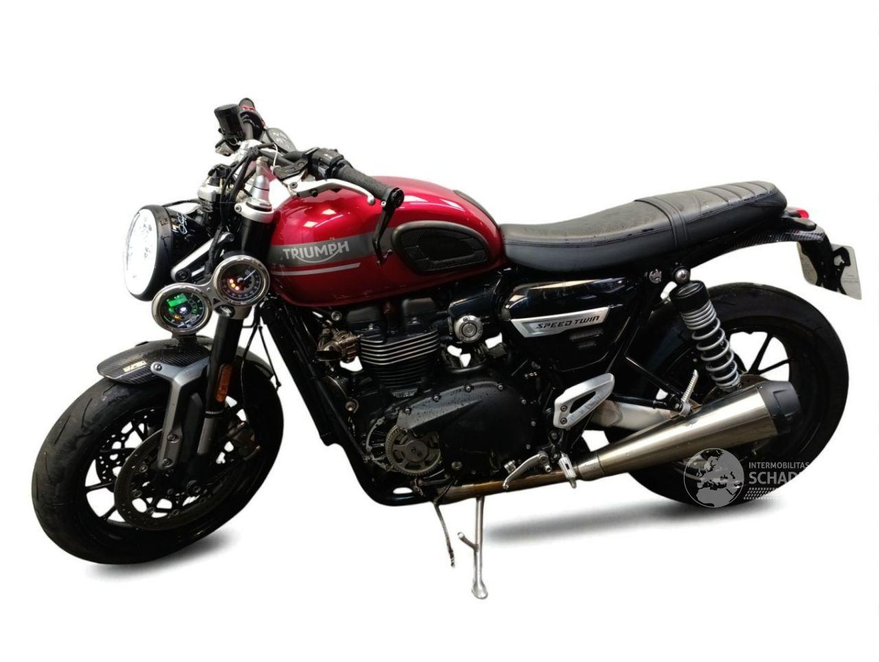 Triumph  SPEEDTWIN