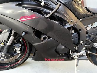 Yamaha YZF - R6  picture 6