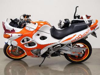 Suzuki GSX 600 F picture 3