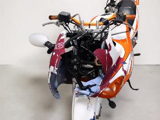 Suzuki GSX 600 F picture 2