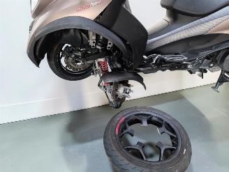 Piaggio  MP3 picture 16