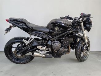 krockskadad bil motor Triumph Street Triple S 2019/12