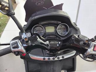 Piaggio  MP3 picture 2