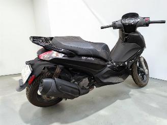 Piaggio  BEVERLY picture 17
