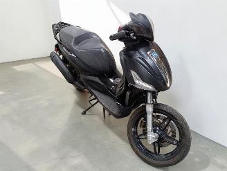 Piaggio  BEVERLY picture 13