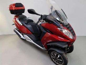  Peugeot  METROPOLIS 2013/11
