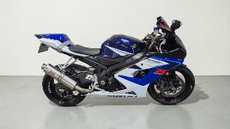 krockskadad bil motor Suzuki GSX-R 1000  2007/1