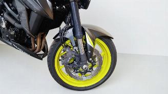 Suzuki GSX 750 S picture 13