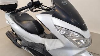Honda  PCX picture 8