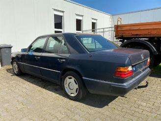 Mercedes E-klasse 230 *Klima* picture 4