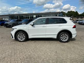 Volkswagen Tiguan 1.4 TSI e-Hybrid R-Line *PANO - AHK -KAM* picture 8