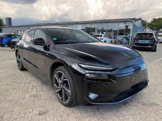 Audi A6 avant e-tron performance S line * AHK - KAM * picture 2