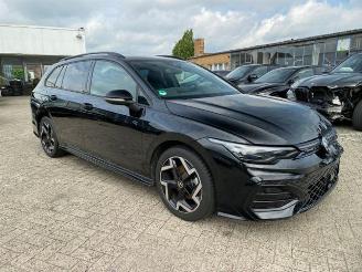 Damaged car Volkswagen Golf Variant 1.5 eTSI DSG R-Line *NAVI - MATRIX* 2025/1