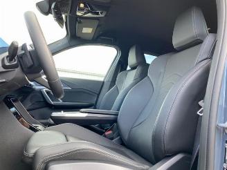 BMW iX1 eDrive20 M Sport Pro * KAM - HUD - NAV -AHK* picture 19