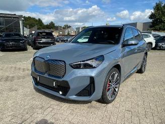 skadebil auto BMW iX1 eDrive20 M Sport Pro * KAM - HUD - NAV -AHK* 2025/4
