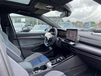 Volkswagen Golf R Variant 4Motion Black Style *MATRIX-PANO* picture 13