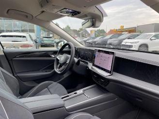 Volkswagen Passat Variant Business 2.0 TDI DSG *KAM - AHK* picture 22