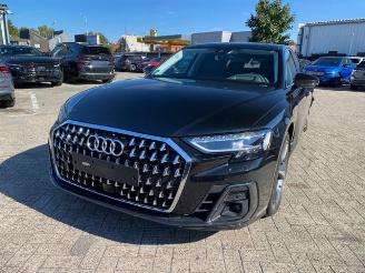 Unfallwagen Audi A8 L 60 TFSIe quattro * PANO - KAM - B&O - HUD * 2023/10