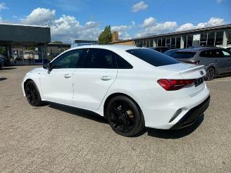 Audi A3 Limousine 30 TFSI S line *PANO - NAVI - KAM* picture 2