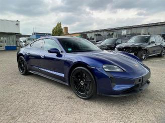 skadebil auto Porsche Taycan Turbo S *HEAD-UP -PANO -PCCB* 2024/7