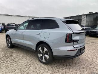 damaged passenger cars Volvo EX 90 EX90 Core Pure Electric *AHK - KAM - NAV - PANO* 2025/6