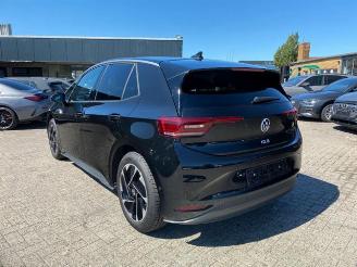 Volkswagen ID.3 Pro Performance Business picture 11
