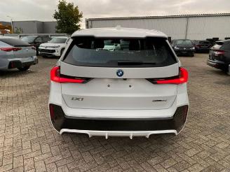 BMW iX1 eDrive20 M Sport *NAVI - KAM* picture 12