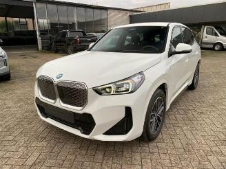 BMW iX1 eDrive20 M Sport *NAVI - KAM* picture 7