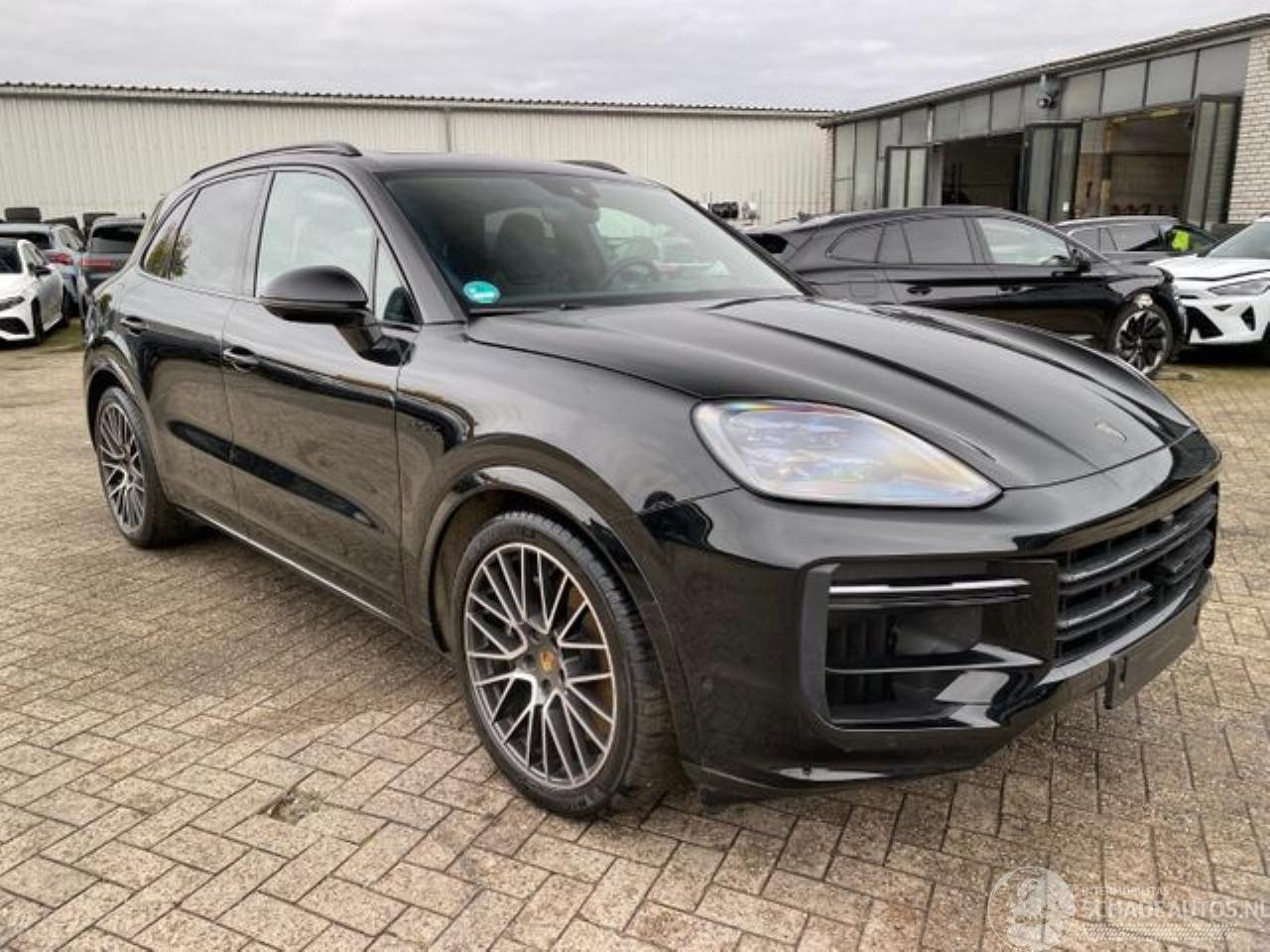 Porsche Cayenne Turbo E-Hybrid *HEAD-UP - PANO - KAM*