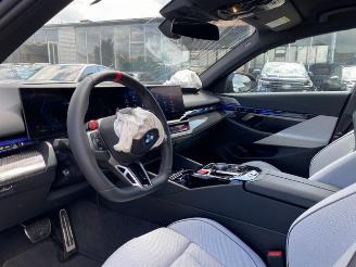 BMW M5 *HEAD-UP - KERAMIK - CARBON-PAKET -B&W* picture 12