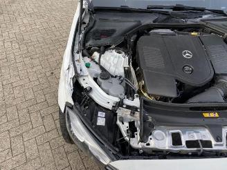 Mercedes E-klasse 300 T Avantgard * KAM - AHK - NAV * picture 21