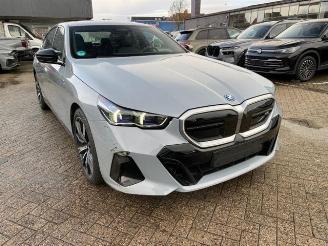 skadebil auto BMW i5 M60 xDrive *HEAD-UP - 360 KAM - NAVI* 2024/11