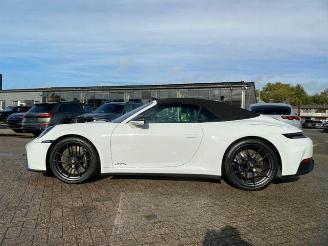 Porsche 911 Carrera 4 GTS T-Hybrid Cabrio *BURMESTER* picture 4