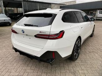 uszkodzony samochody osobowe BMW i5 M60 xDrive Touring *HEAD-UP - PANO - AHK* 2024/12