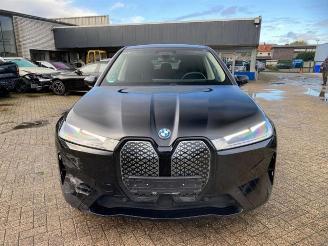 BMW iX 40 xDrive *HEAD-UP - AHK - KAM - NAVI* picture 12