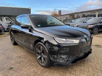 BMW iX 40 xDrive *HEAD-UP - AHK - KAM - NAVI* picture 11