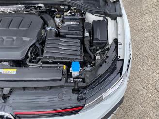 Volkswagen Golf GTI DSG picture 15