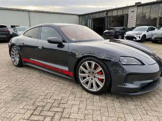 Porsche Taycan 4S Facelift *PANO - HEAD UP - KAM - BOSE* picture 8