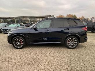 BMW X5 xDrive40d M Sport Pro *HEAD-UP - PANO - AHK* picture 3