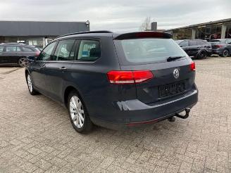 Volkswagen Passat Variant 1.6 TDI Trendline *AHK* picture 5