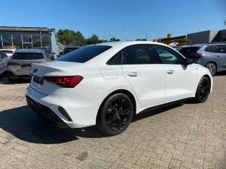 Audi A3 Limousine 30 TFSI S line *PANO - NAVI - KAM* picture 4