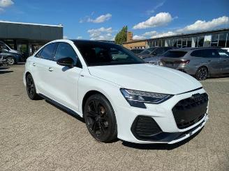 skadebil auto Audi A3 Limousine 30 TFSI S line *PANO - NAVI - KAM* 2025/3