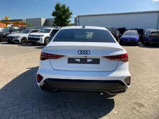 Audi A3 Limousine 30 TFSI S line *PANO - NAVI - KAM* picture 6