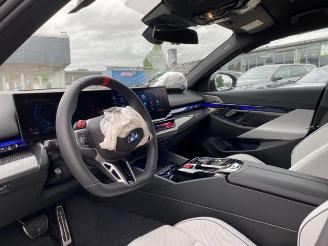 BMW M5 *HEAD-UP - KERAMIK - CARBON-PAKET -B&W* picture 25