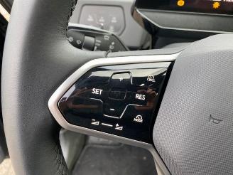 Volkswagen ID.3 Pro Performance Business picture 25