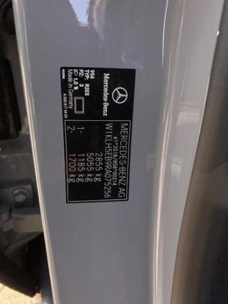 Mercedes E-klasse 300 T AMG Lin Advancd Plus *PANO - 360 KAM* picture 21