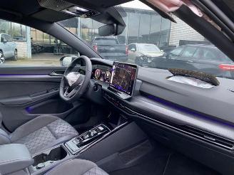 Volkswagen Golf Variant 1.5 eTSI DSG R-Line *NAVI - MATRIX* picture 26