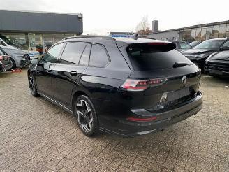 škoda osobní automobily Volkswagen Golf Variant 1.5 eTSI DSG R-Line Black Style 2025/1