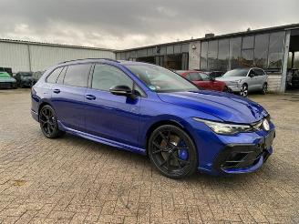 Schadeauto Volkswagen Golf R Variant 4Motion Black Style *MATRIX-PANO* 2025/4